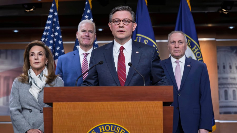 Opinion: Democrats need to shift their fire from Trump to the Republicans