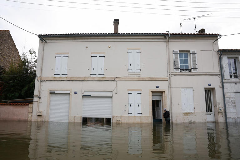 Storm Pedro brings flooding to France as Spain braces for 70mph winds