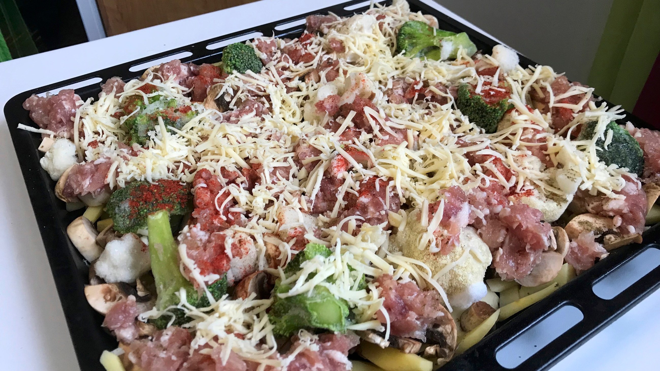 Nie formuję już kotletów. Kładę mięso łyżką na warzywach i mam obłędny ...