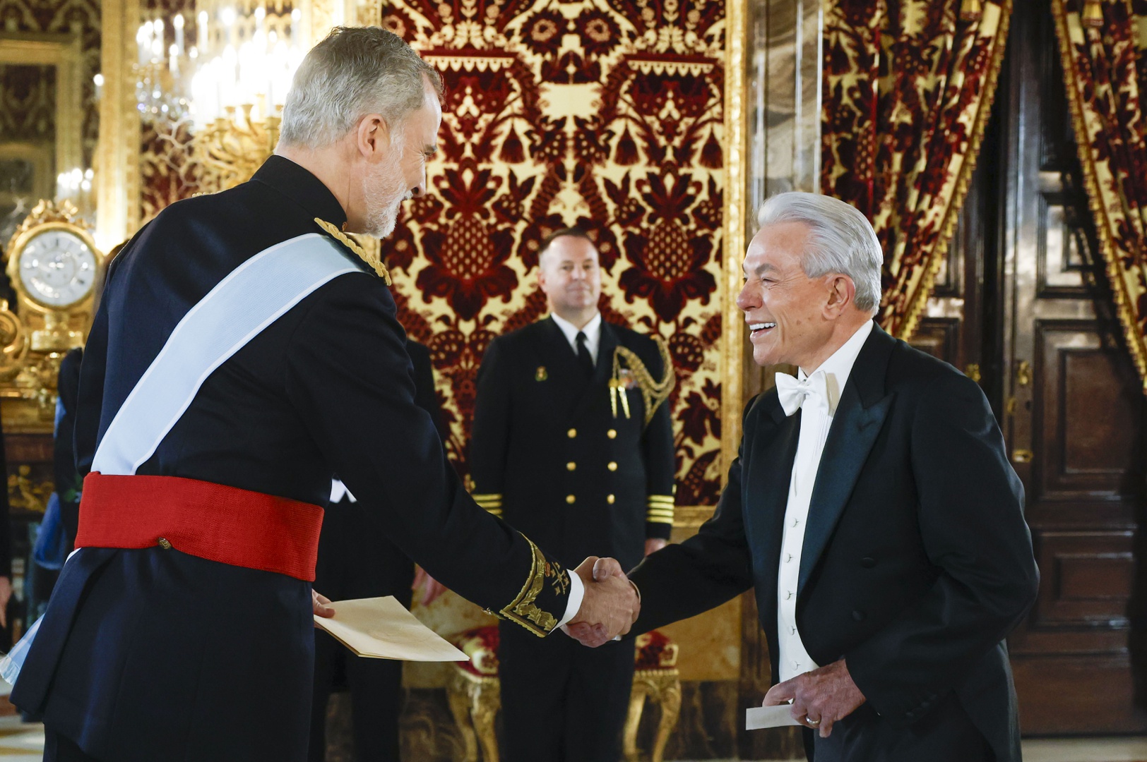 El rey recibe las cartas credenciales del nuevo embajador de Estados Unidos