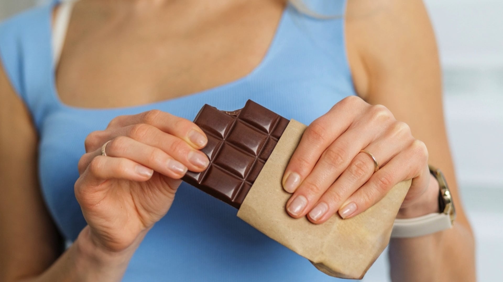 Dark chocolate compound discovered to slow the biological aging process