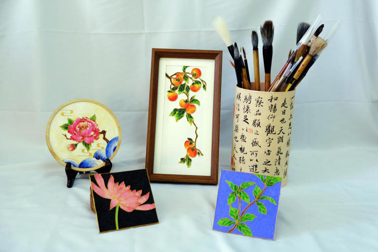 中国・天津市武清区で七宝焼体験授業無形文化遺産に触れる