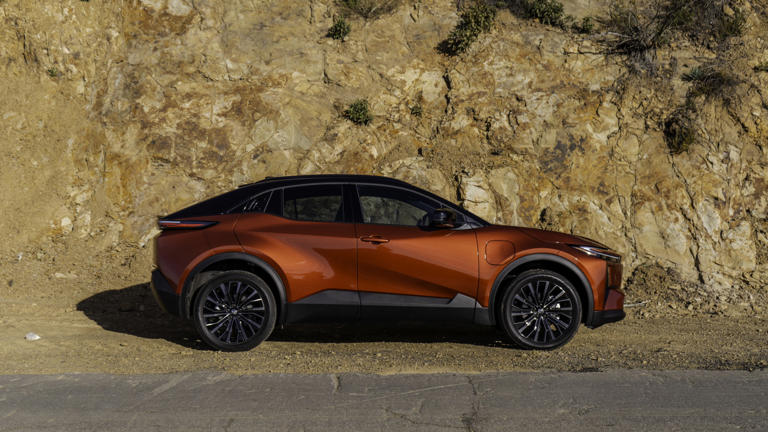 2026 Nissan LEAF vs 2026 Toyota C-HR EV comparison review: I drove both ...