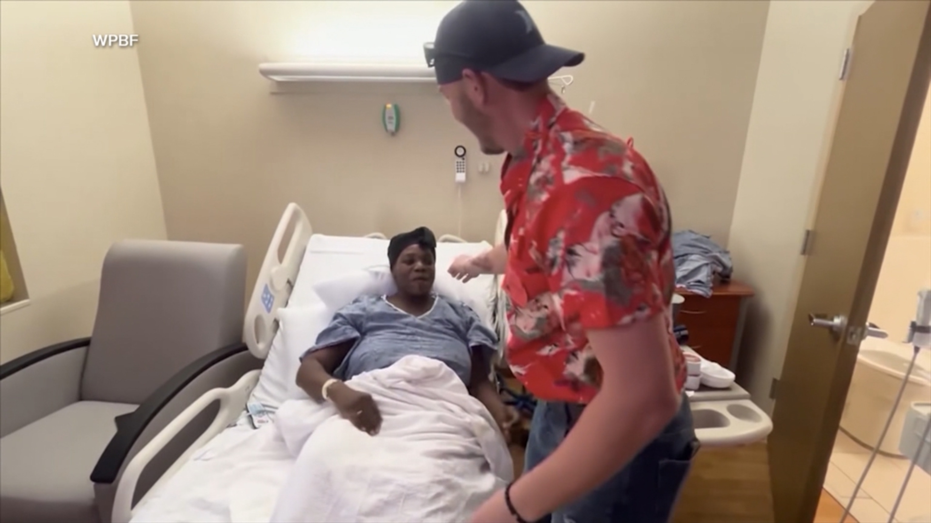 Good Samaritan reunites with mom he saved from drowning