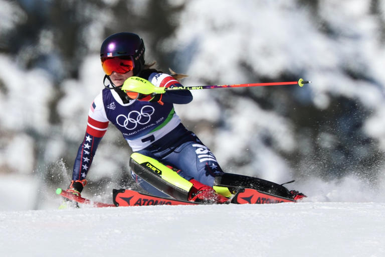 JO : Mikaela Shiffrin remporte aisément le slalom féminin; St-Germain ...