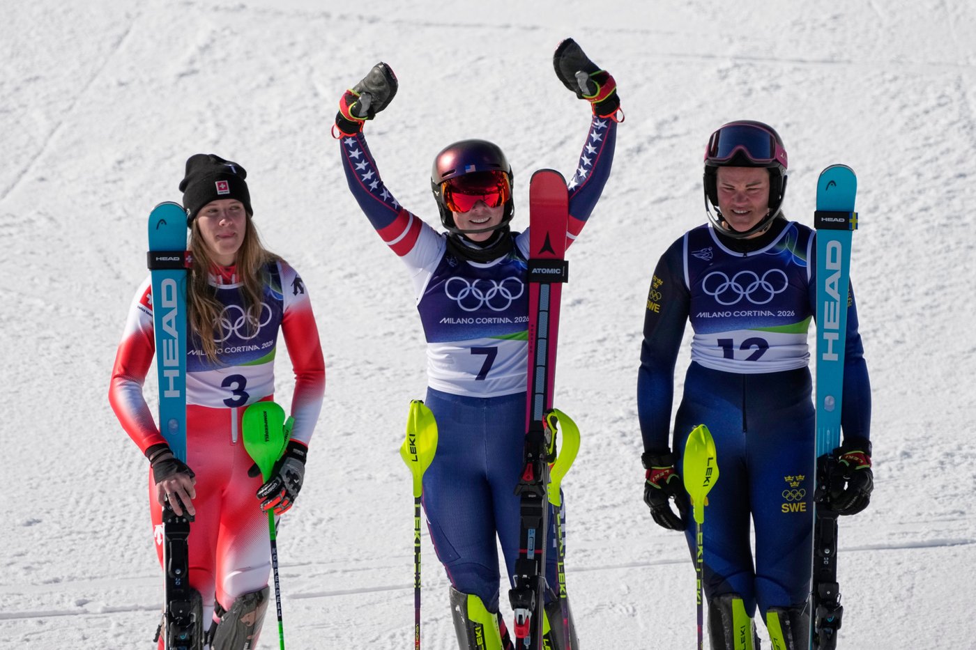 JO : Mikaela Shiffrin remporte aisément le slalom féminin; St-Germain ...