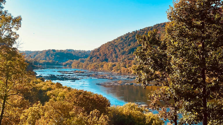 Sandwiched between Washington, DC and Harper's Ferry is Maryland's Blue ...