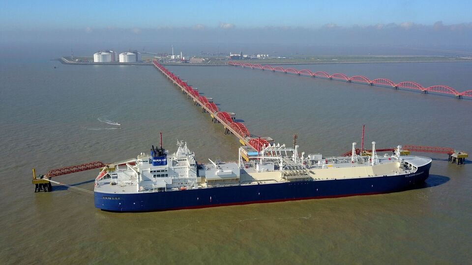 Cochin Shipyard secures $360 mn deal from French firm for first India ...