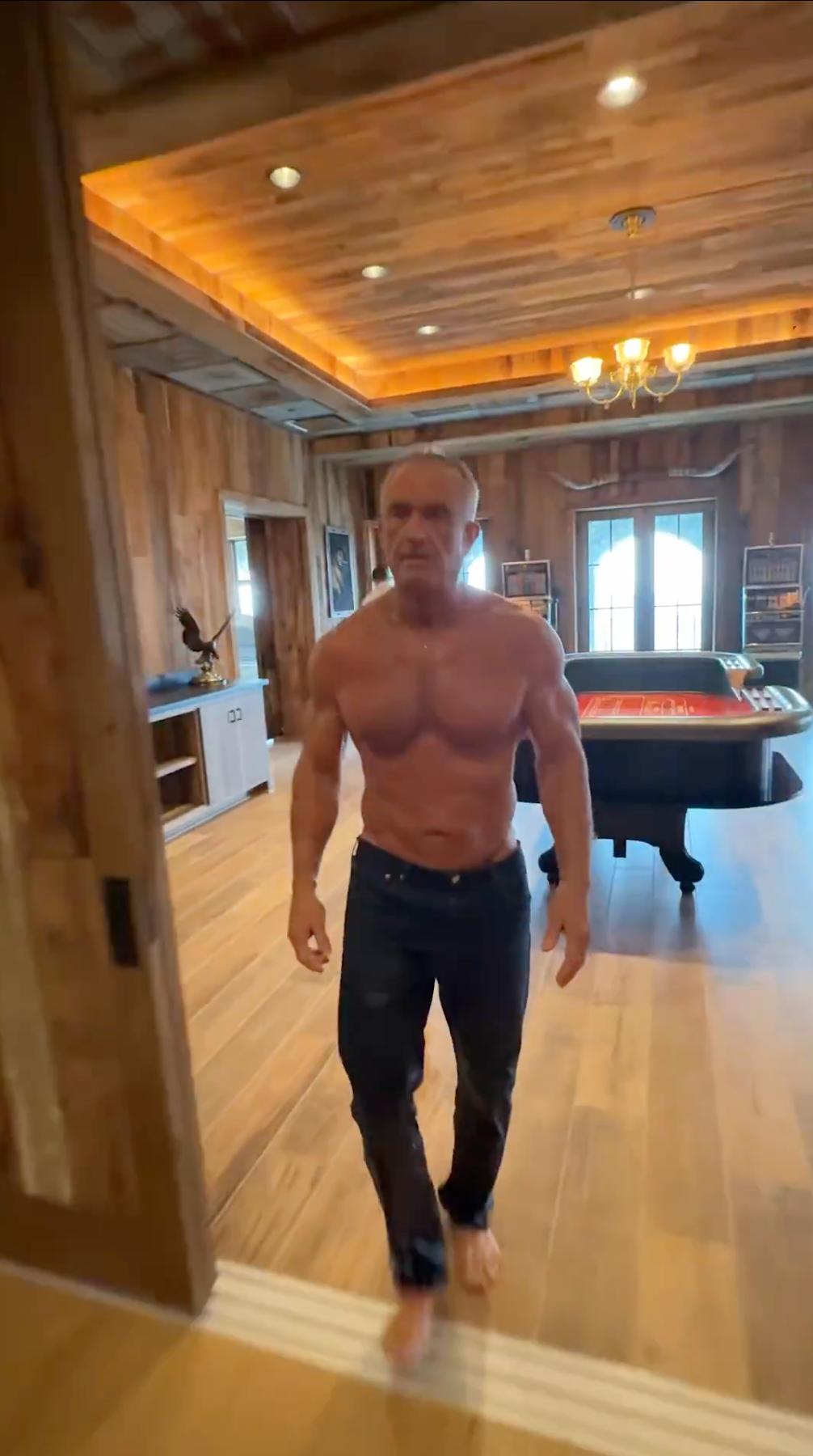 21 cringeworthy, completely unhinged details from that viral video of ...