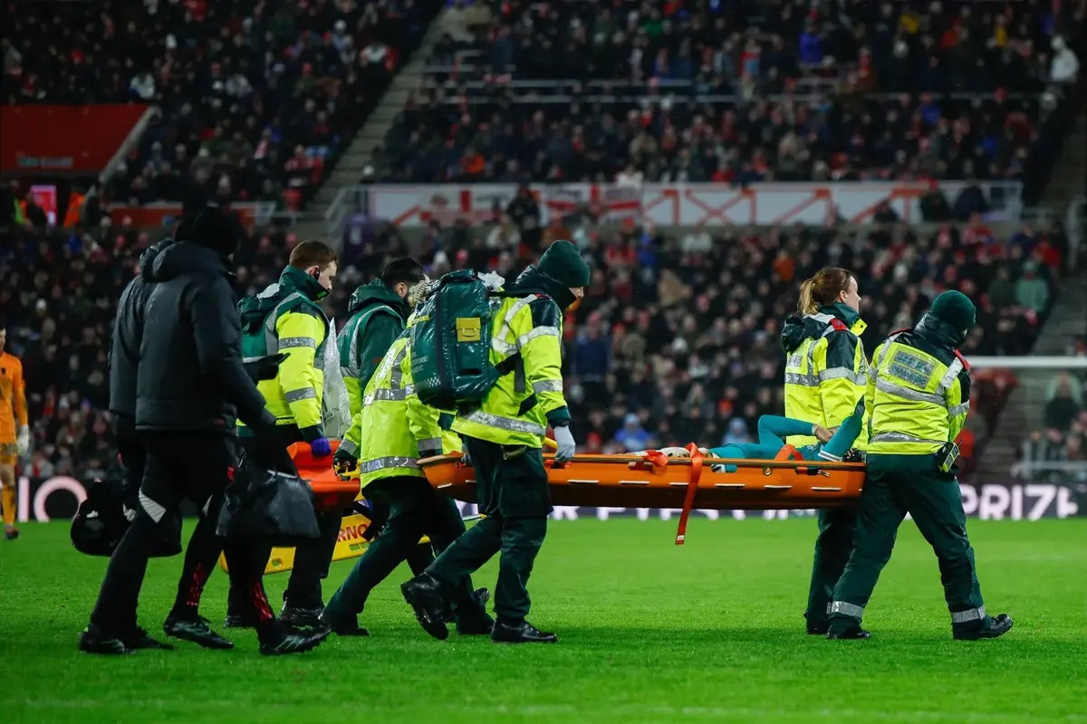 Virgil van Dijk issues Wataru Endo injury update