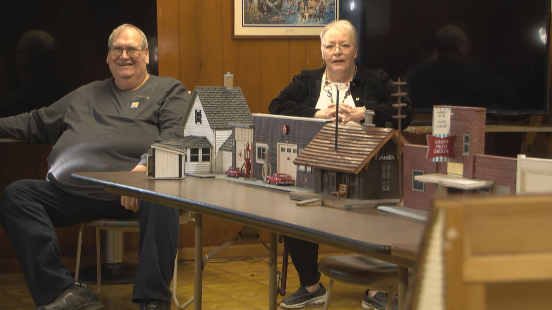 Jansen couple handcrafts replicas of buildings to preserve memories