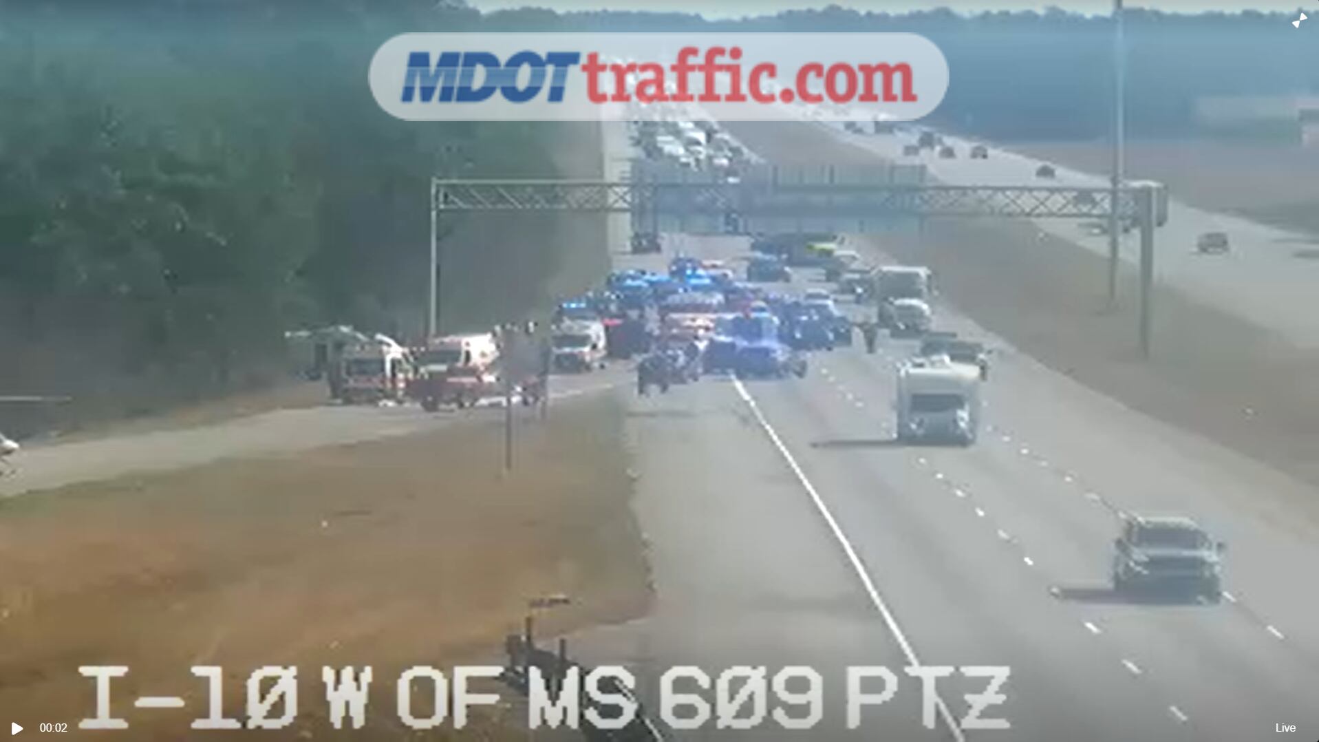 Update: 2 dead, 2 critically injured after wreck between prisoner ...