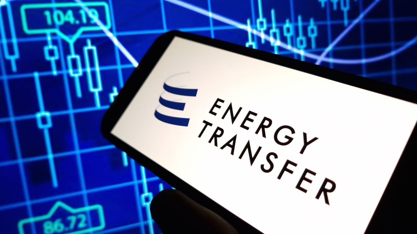 Energy Transfer’s Q4 2025 net income falls by 14% to $928m