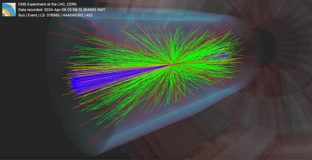 Machine learning algorithm fully reconstructs LHC particle collisions