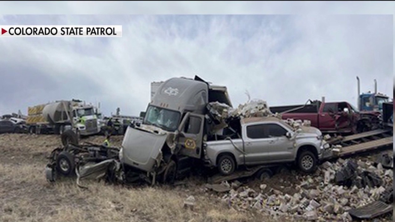 Five dead after 30-vehicle pileup on I-25 during Colorado dust storm