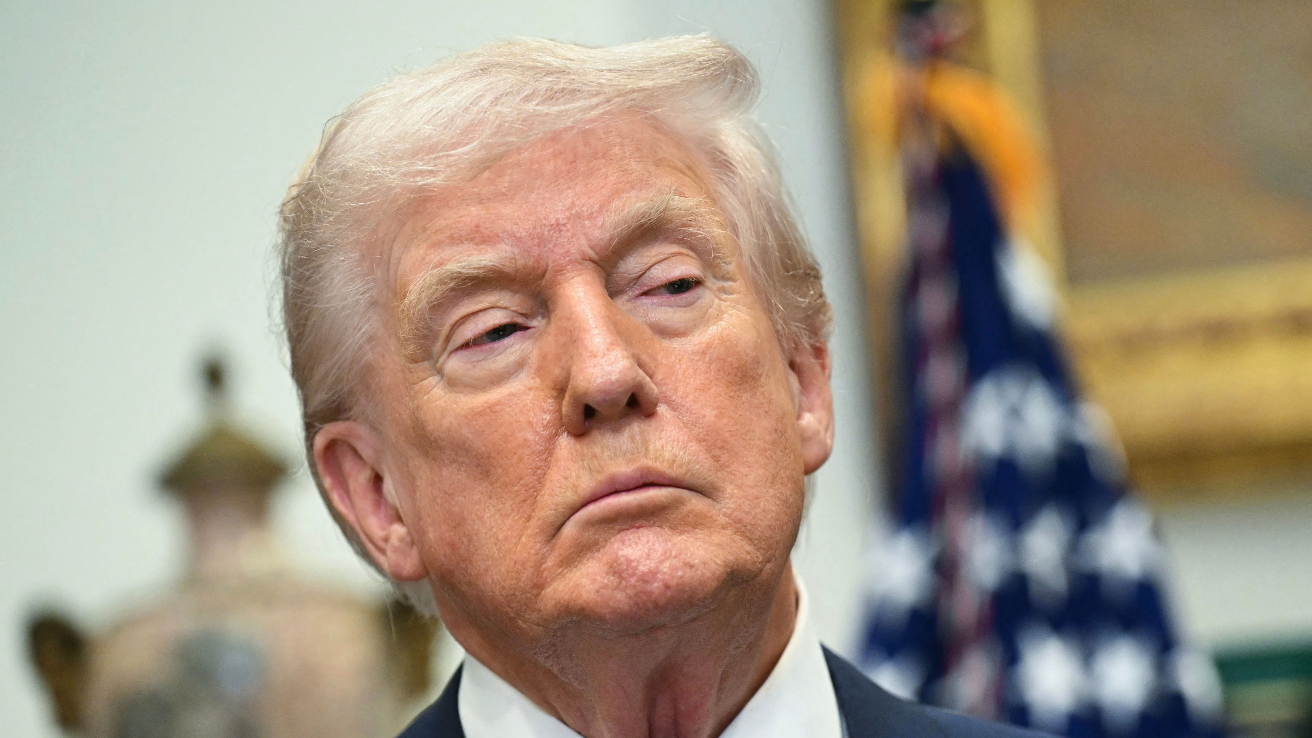 Devastating poll reveals how many Americans call billionaire Trump ...