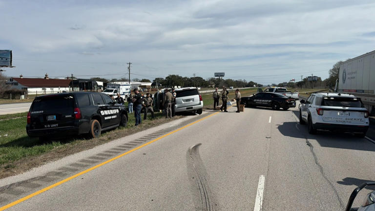 Stolen vehicle pursuit in Fayette County leads to rollover