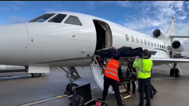 Lindsey Vonn returns home to US following horror crash