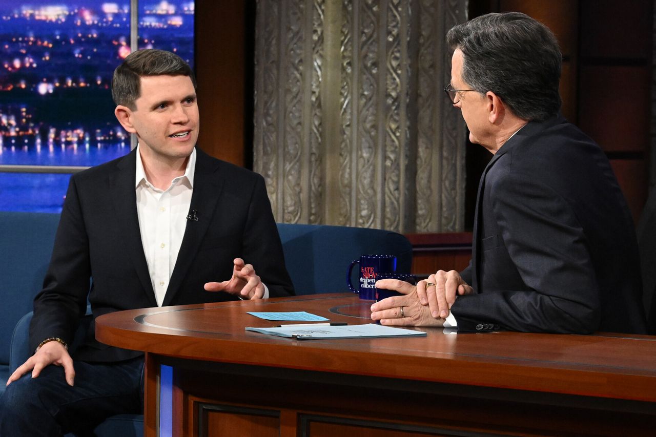 Stephen Colbert trashes CBS response to unaired interview, says network ...