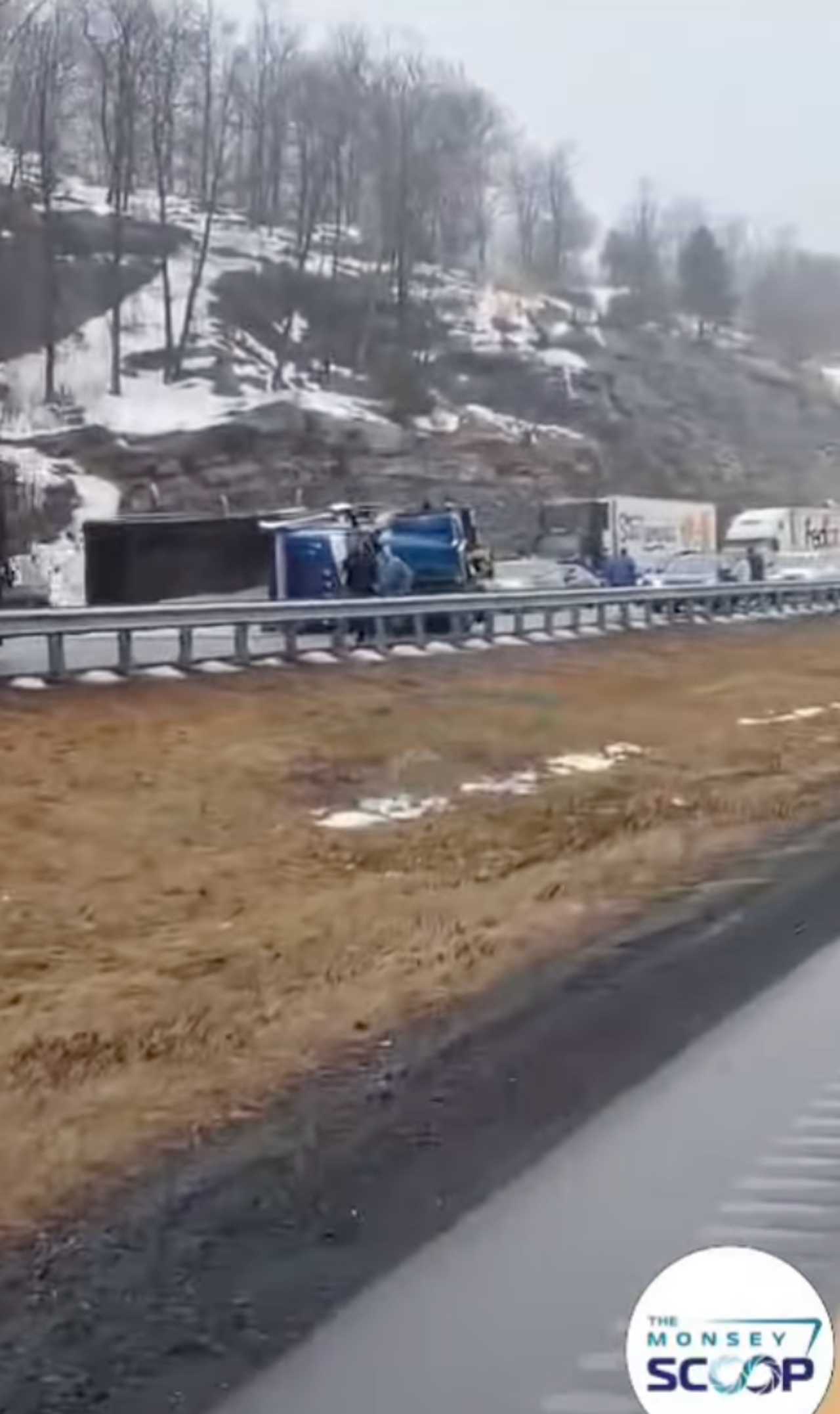 Dump truck overturns on NYS Thruway in Rockland County, causes delays