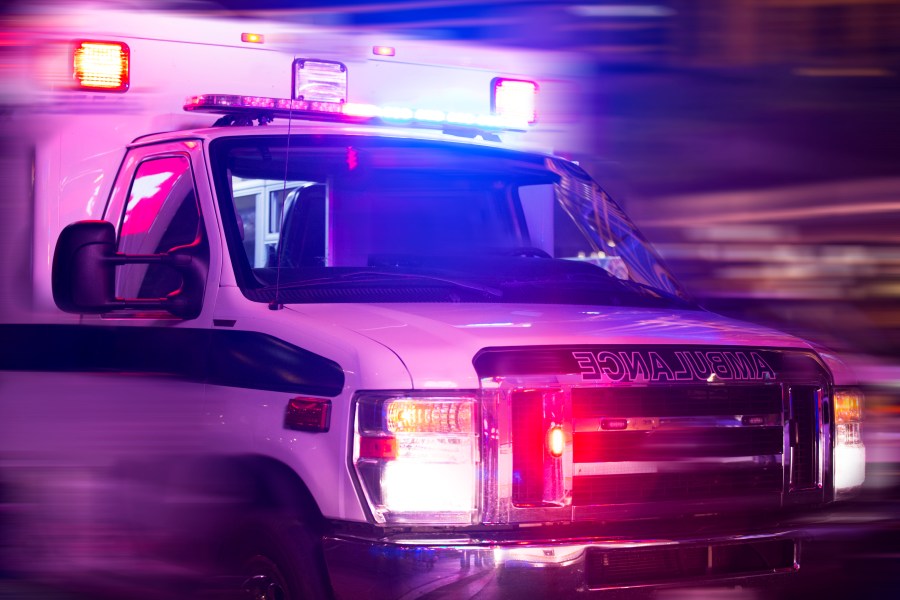 Driver injured after tractor-trailer overturns on I-95 in Maryland