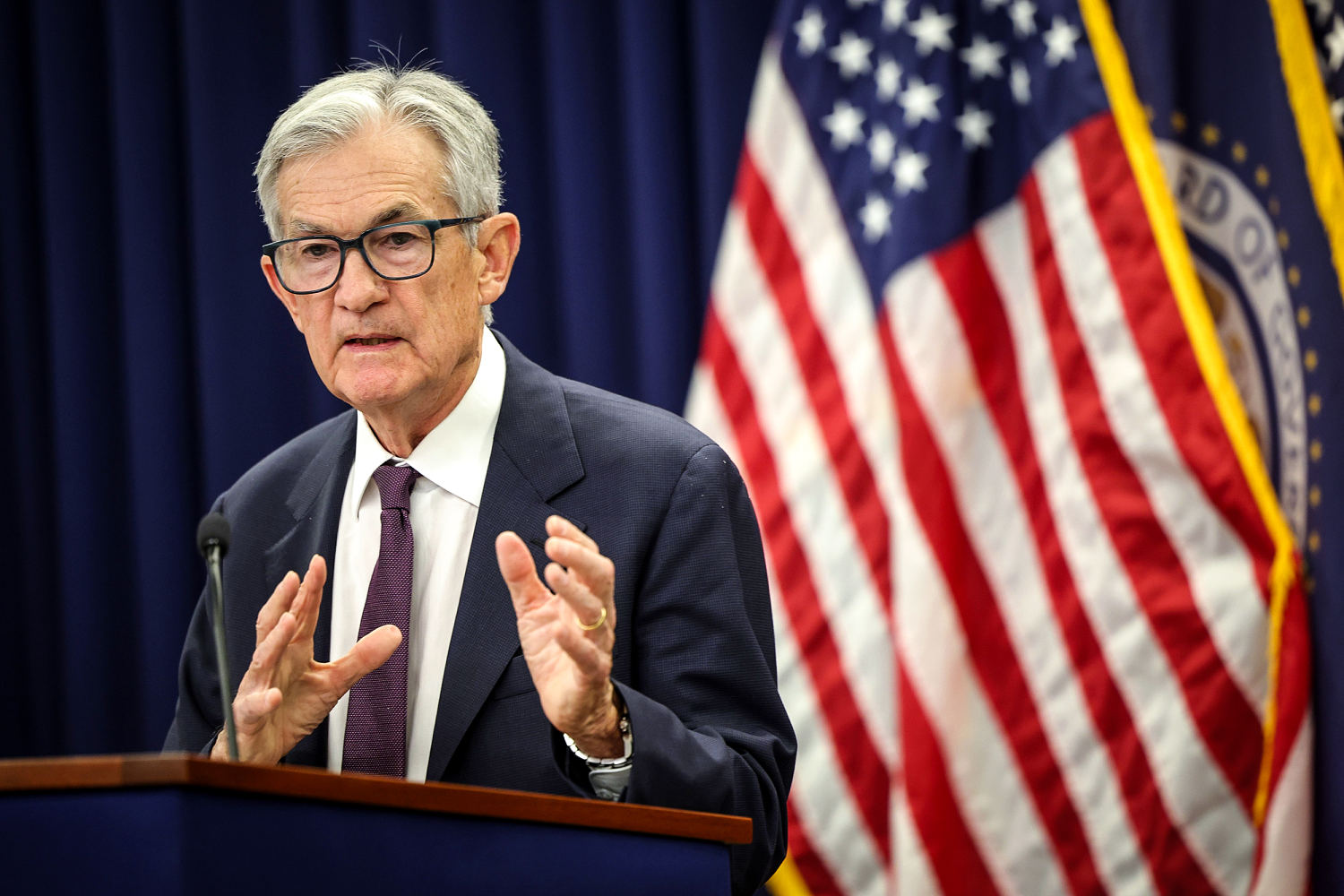 Federal Reserve officials discussed interest rate hike scenarios at their last meeting<br>