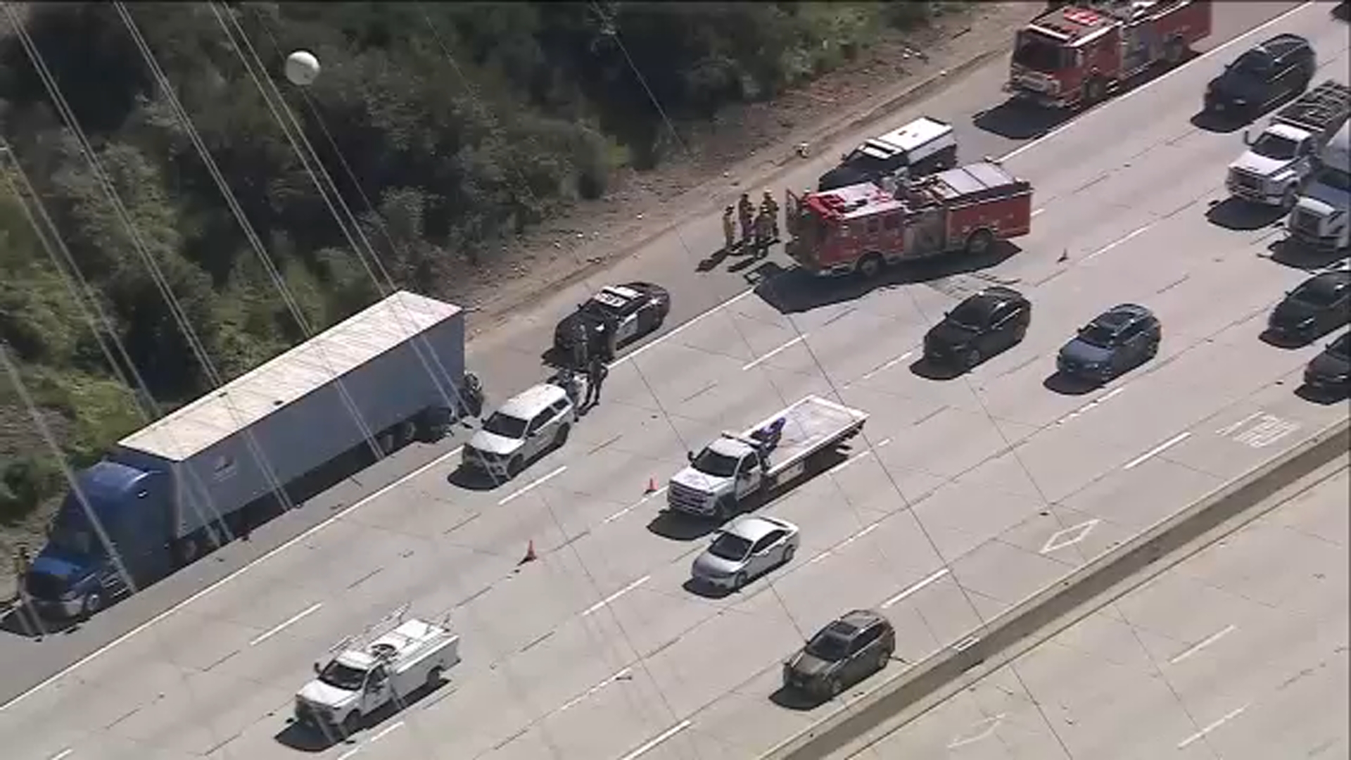 Crash involving big rig shuts down some northbound lanes of 14 Fwy in ...
