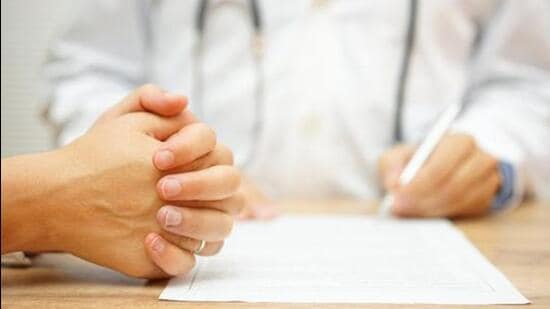 Probe sought after pathology reports reveal dead doctor’s signature