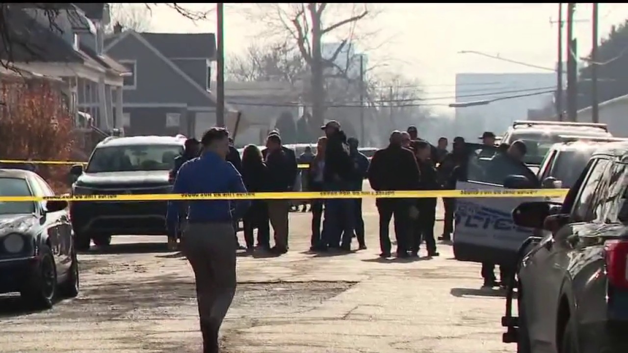 Police investigating triple homicide in southwest Detroit