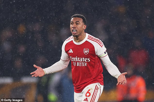 Paul Merson hits out at 'second gear' Arsenal - and gives title race ...
