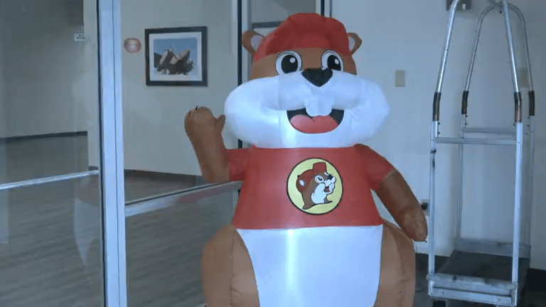 Mass hiring event underway for Buc-ee’s Huber Heights