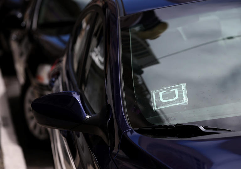 Rideshare drivers deliver a petition saying Uber, Lyft stole millions ...