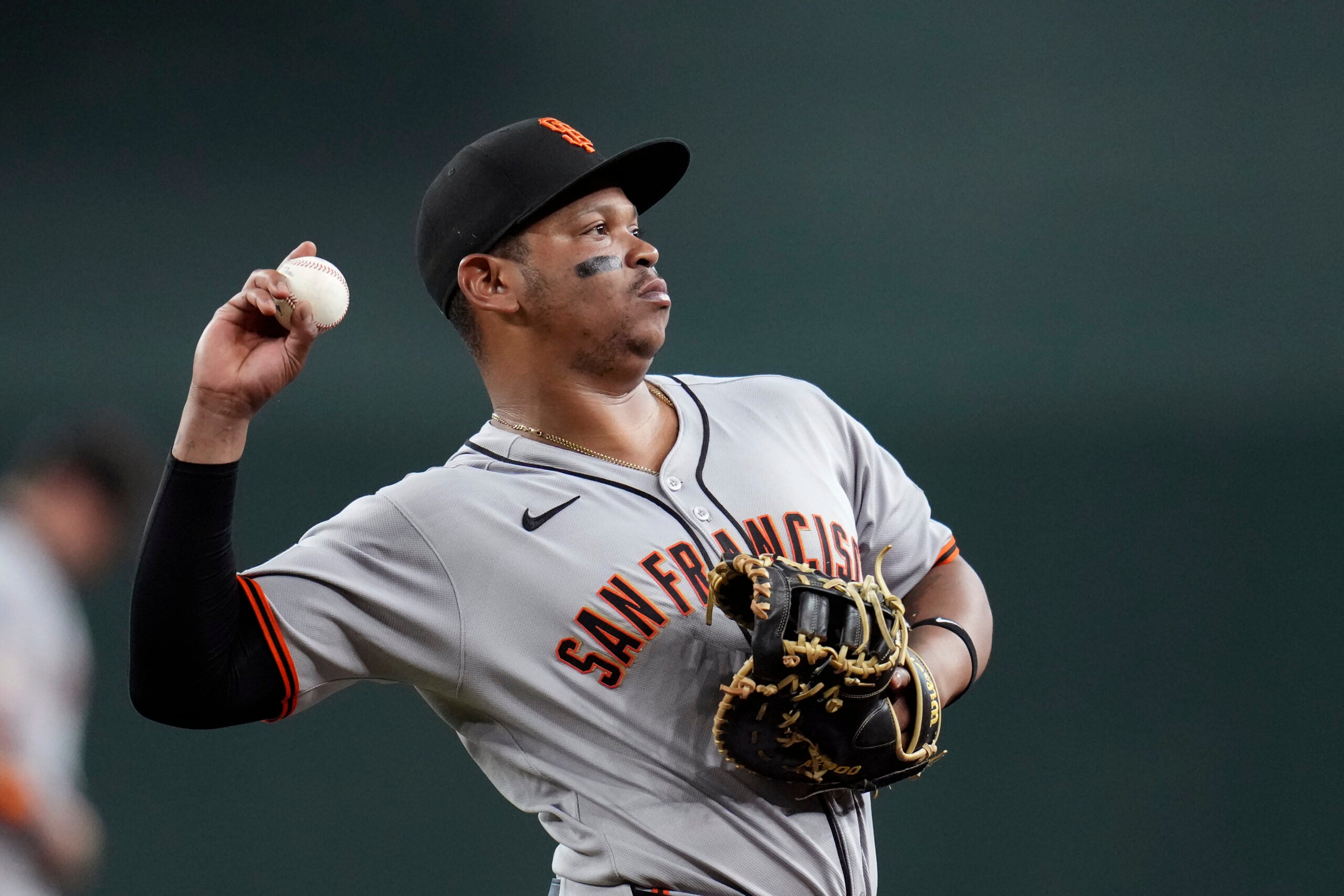 Rafael Devers reacts to Red Sox exec’s 