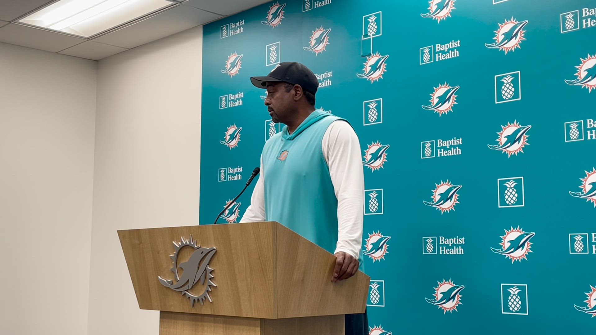 Dolphins assistant coach discusses toughness issue