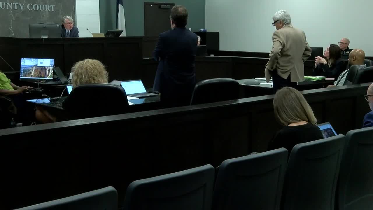 Longview man accused of fatally shooting 2 women appears in court