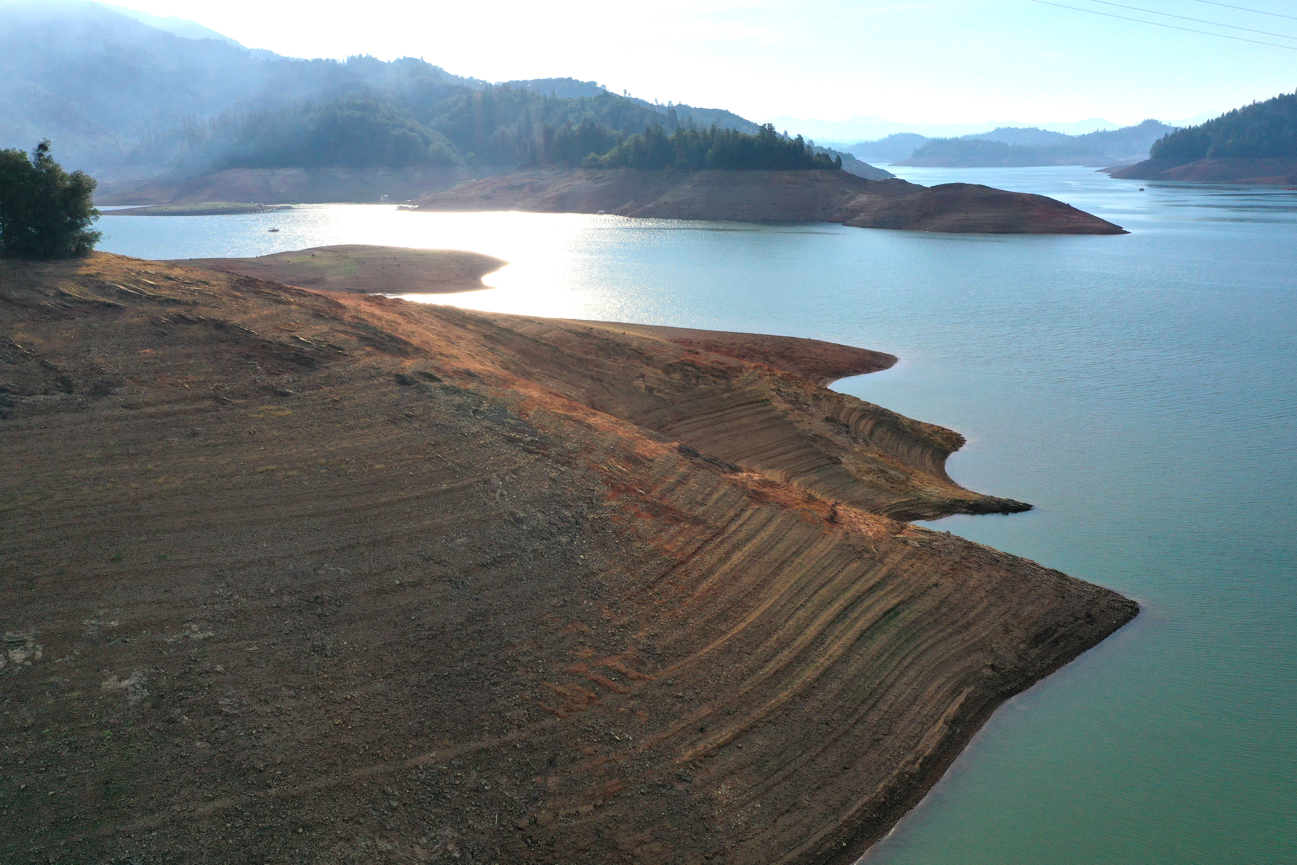 How California reservoir water levels changed after winter storm<br><br>