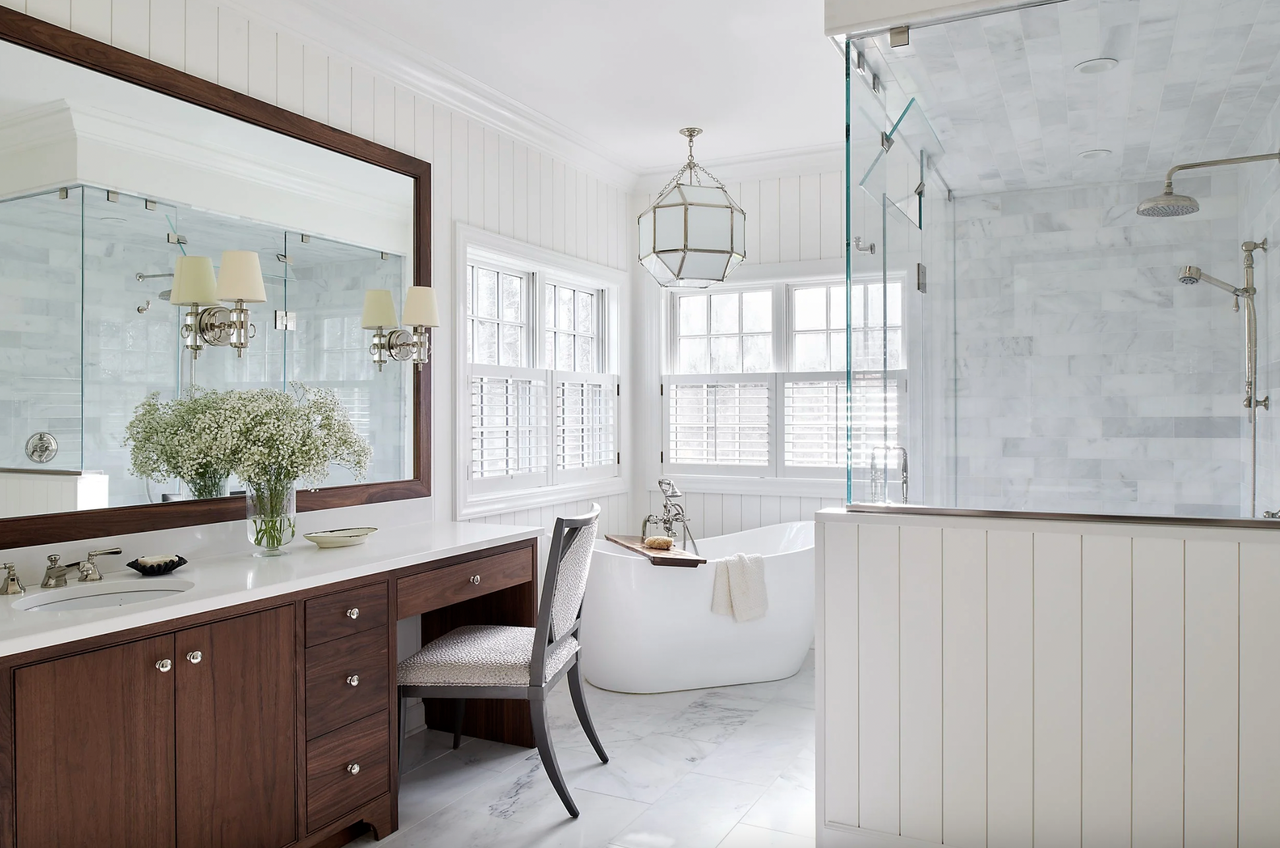 simply white bathroom walls
