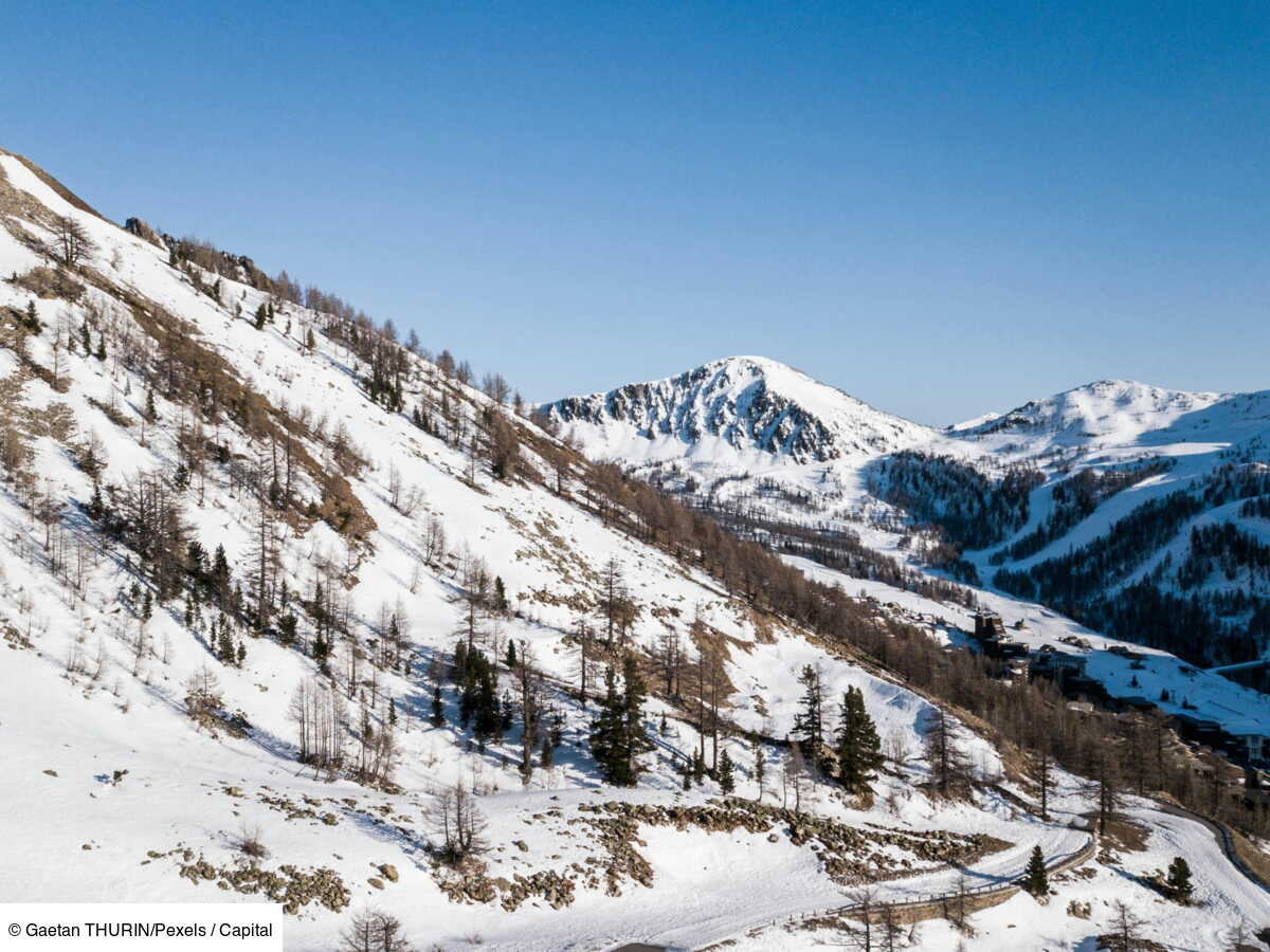 Plus cher que Paris ou Courchevel : à Val-d'Isère, habitants et ...