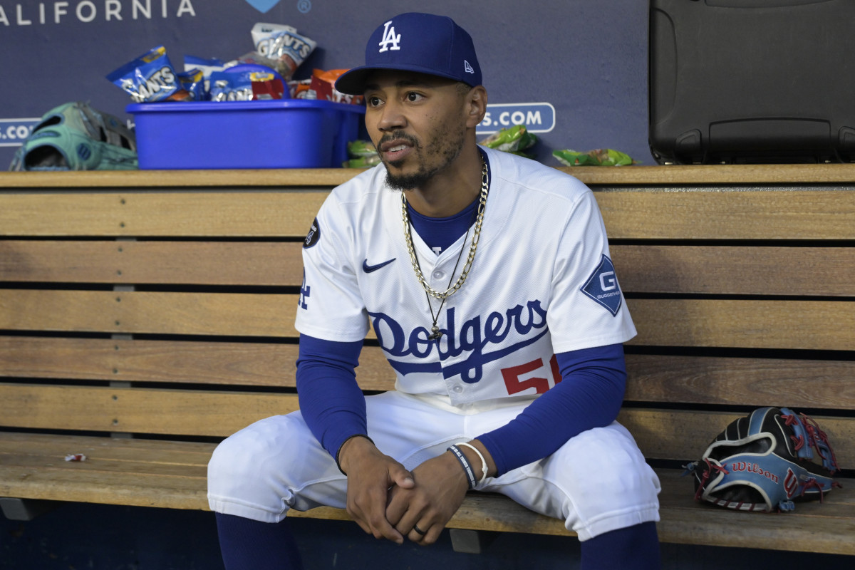 Dodgers announce Mookie Betts change at spring training