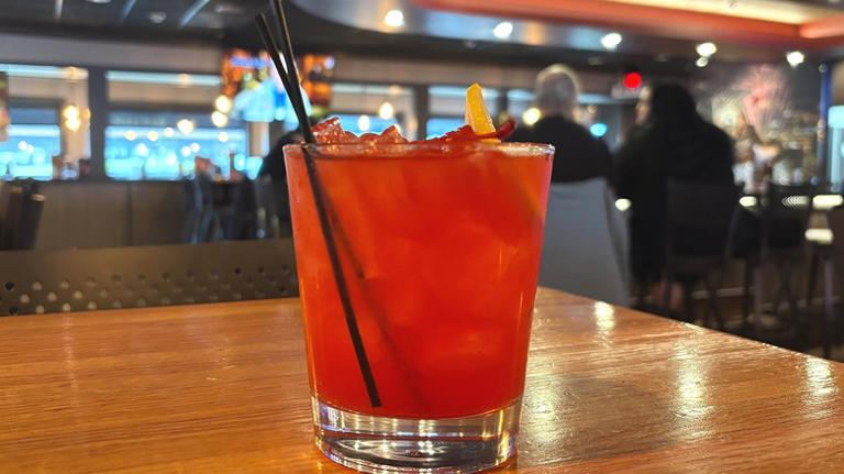 Review: Applebee's still together sips will please any drinker, not ...