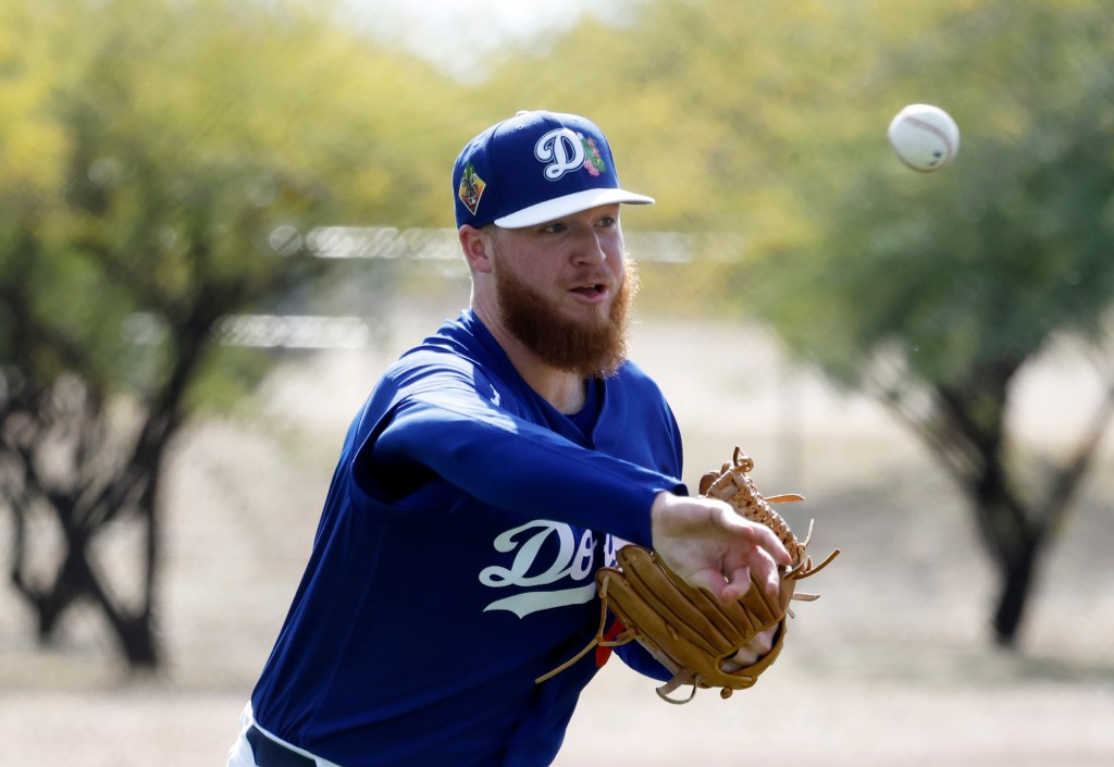 Dodgers playoff heroes get early opportunities due to spring injuries
