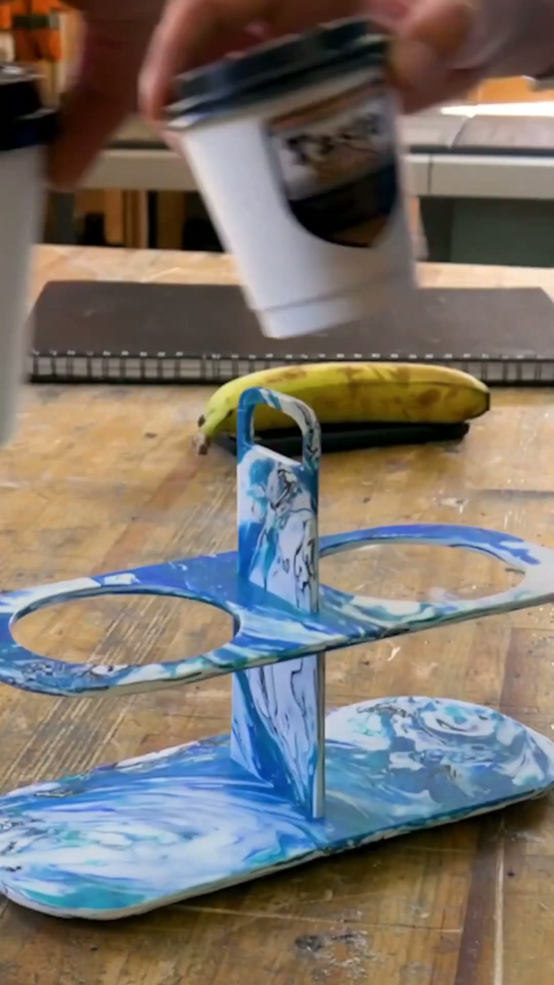 Making a modern coffee carrier from recycled trash