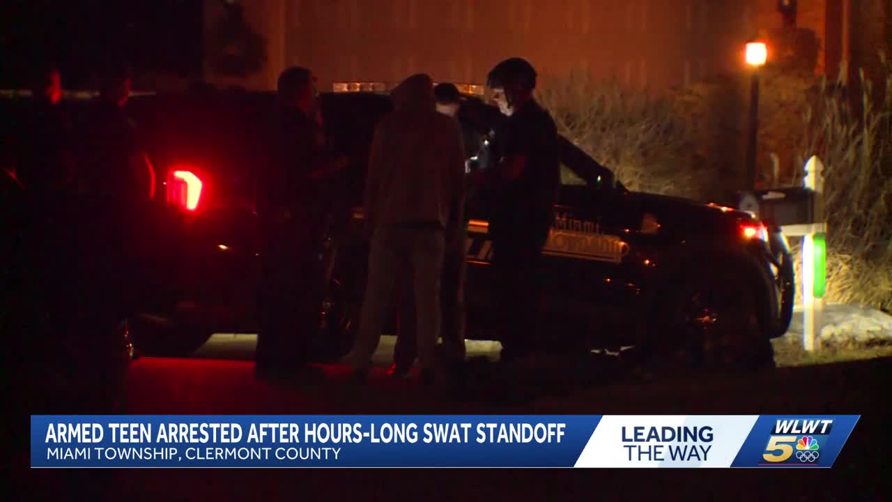 Armed teenager arrested after lengthy SWAT standoff in Miami Township