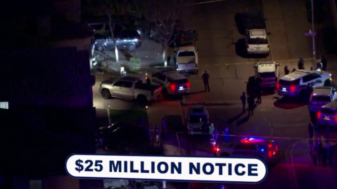 Family seeks $25M for police shooting that killed Phoenix father