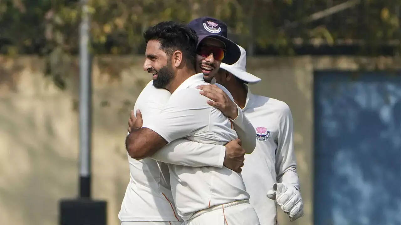 Clearing the boundary, crossing into history: J&K end 67-year wait ...