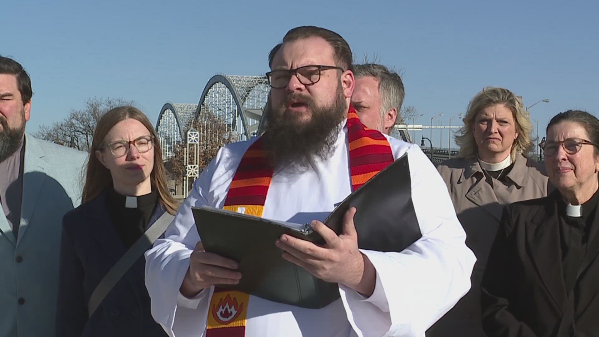 Quad Cities faith leaders protest ICE
