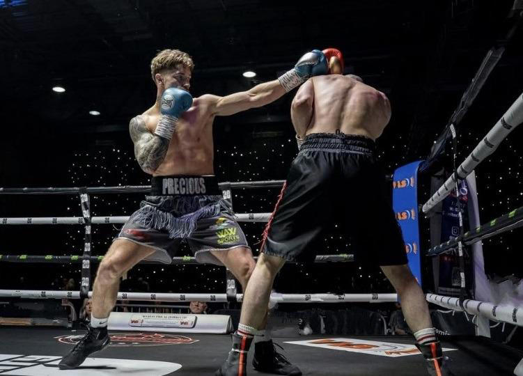 Bridlington boxer James Precious wins at Barnsley show
