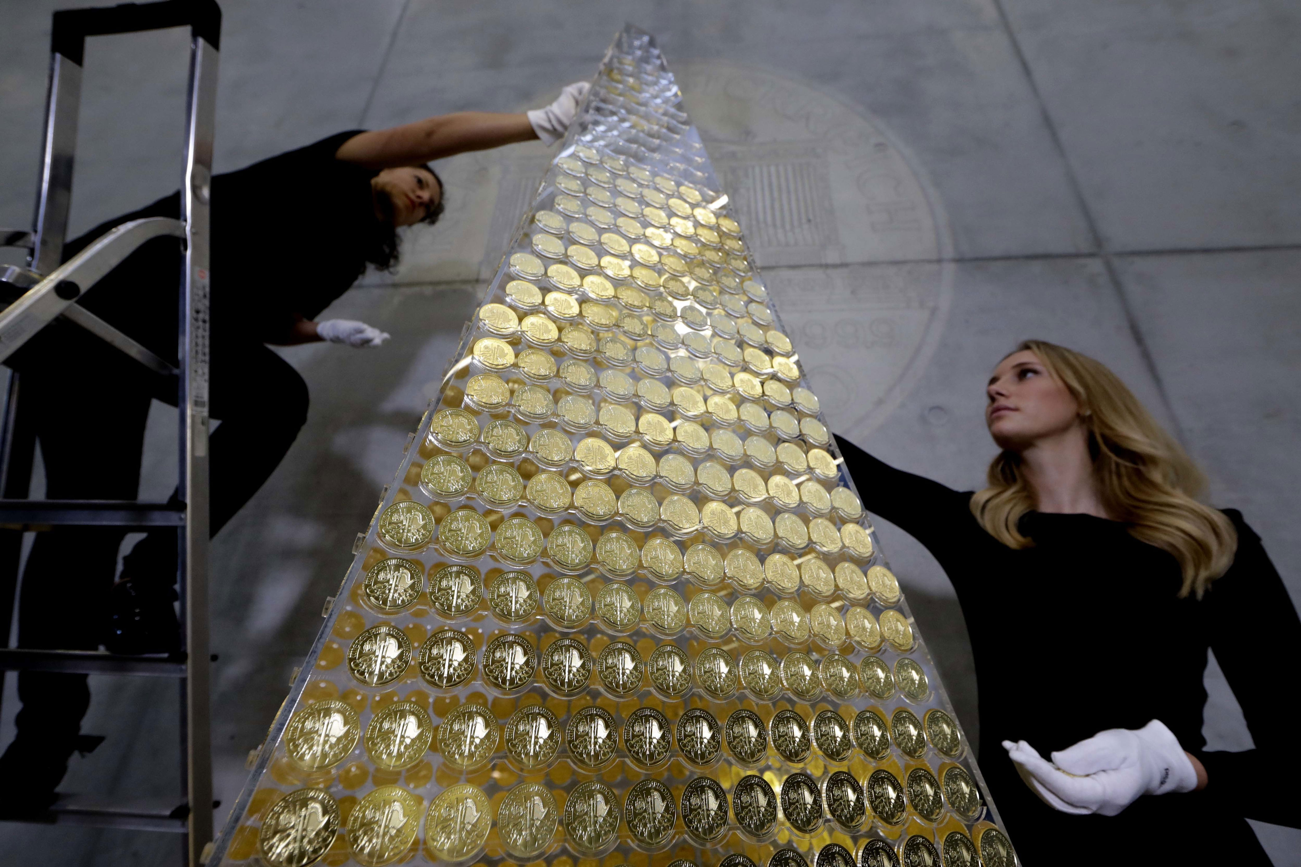Gold prices bounce back above $5,000 on safe haven demand