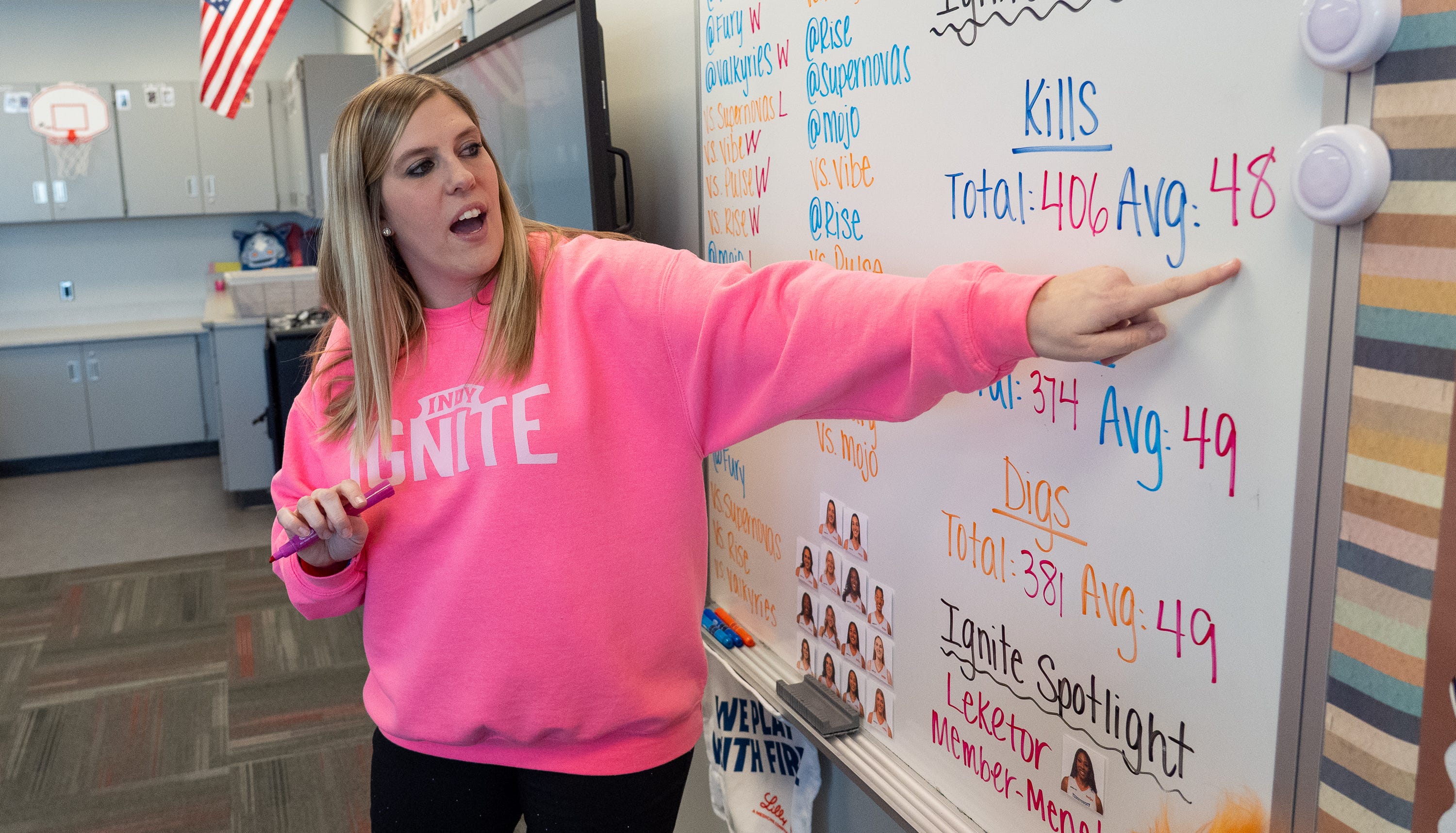 Indiana teacher goes 'kinda viral' on TikTok using NFL, sports-themed ...