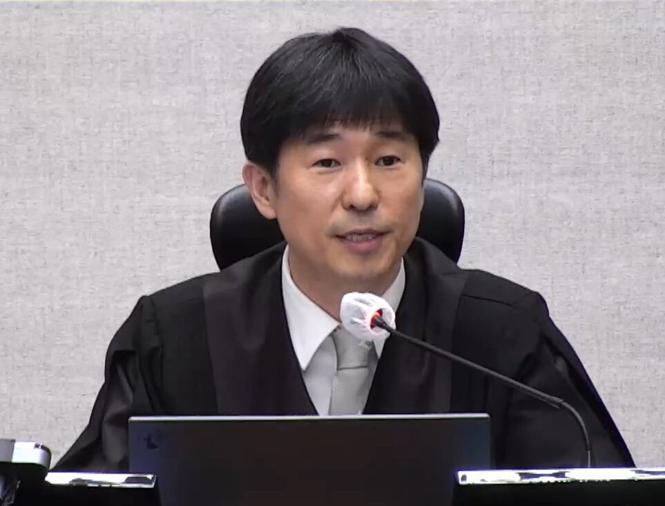 [오늘의 뉴스종합] 윤석열 내란 솜방망이 판결 판결 비판 확산, 이재명 대통령 카이스트 방문, 국민의힘 내부 갈등 심화